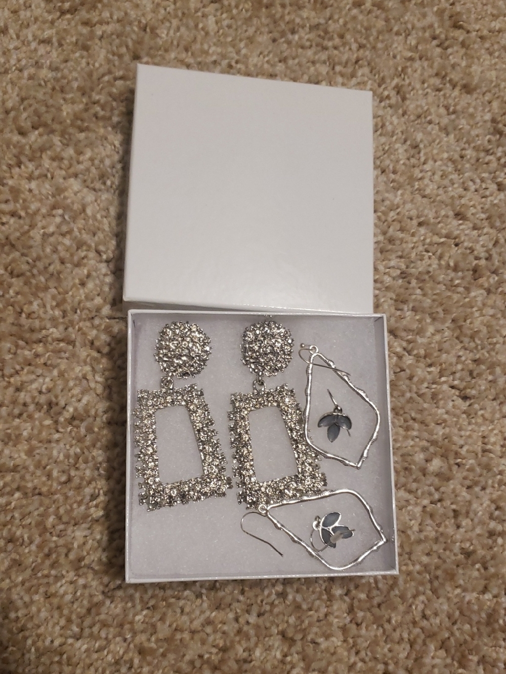 Set Silver Dangling Drop Earrings (3)